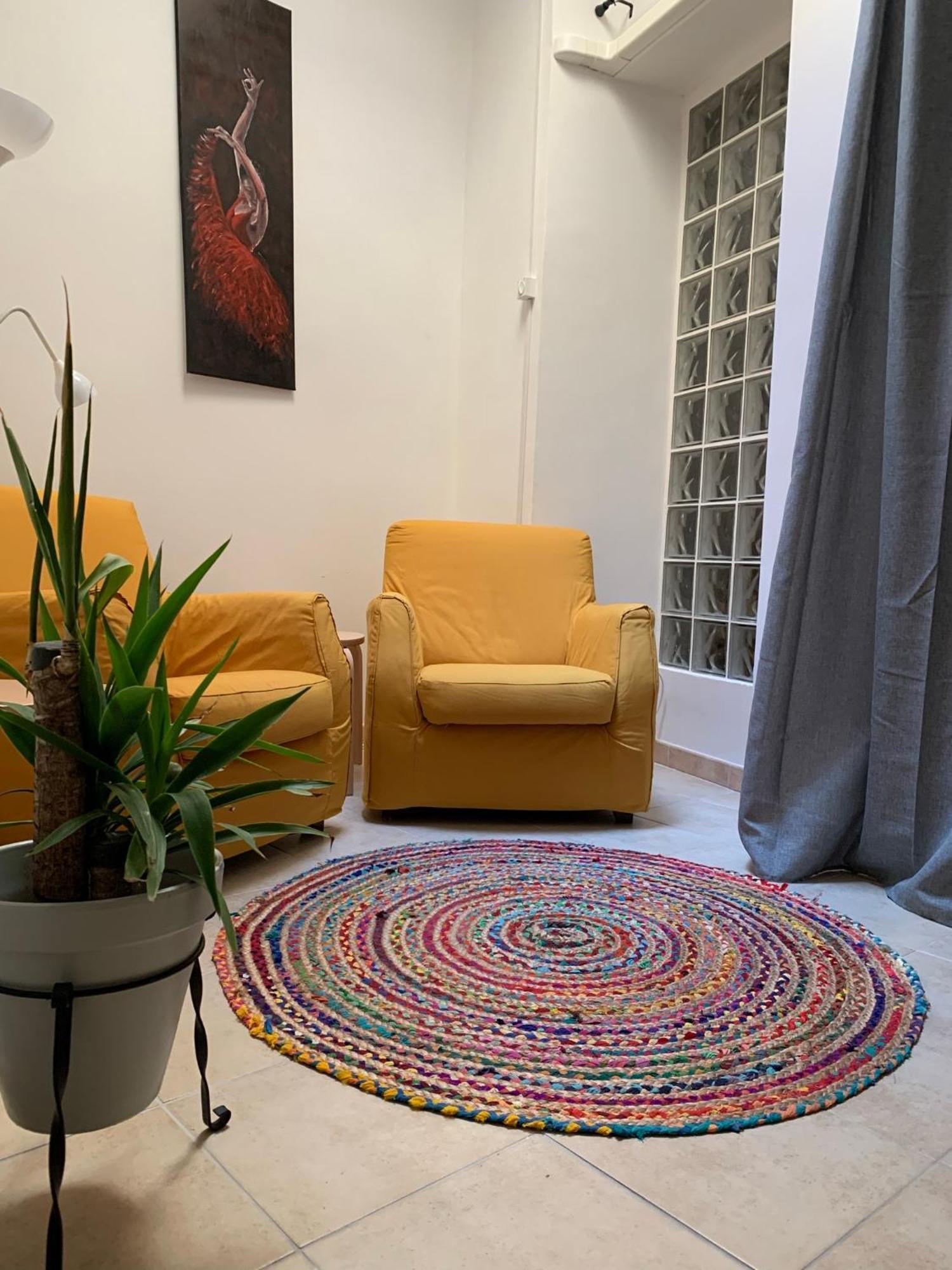 Hostal Casa Michaels Mora d'Ebre Extérieur photo